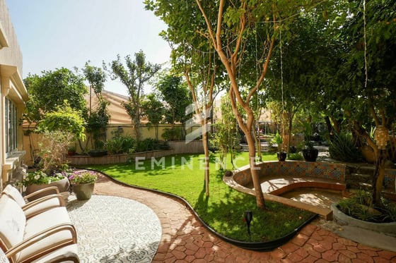 Upgraded | Fully Furnished | Private Pool, picture 16