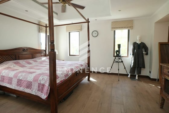 Upgraded | Fully Furnished | Private Pool, picture 5