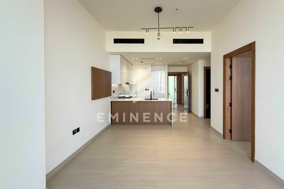BRAND NEW | MARINA VIEW | VACANT, picture 5