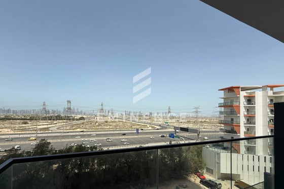 BRAND NEW | MARINA VIEW | VACANT, picture 18