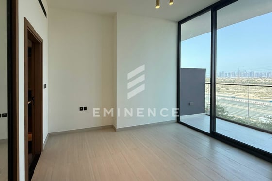 BRAND NEW | MARINA VIEW | VACANT, picture 10