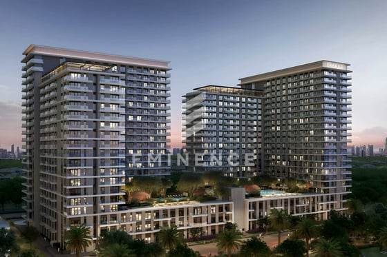 Vida Branded Residence | Golf Course View | Pool, picture 8