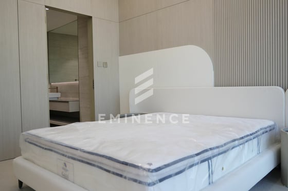 FURNISHED | VACANT | BRAND NEW, picture 9