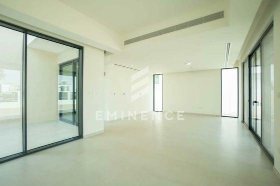 Exclusive | Single Row | On the Park | Roof Access, picture 7