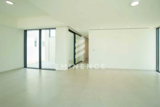 Exclusive | Single Row | On the Park | Roof Access, picture 13