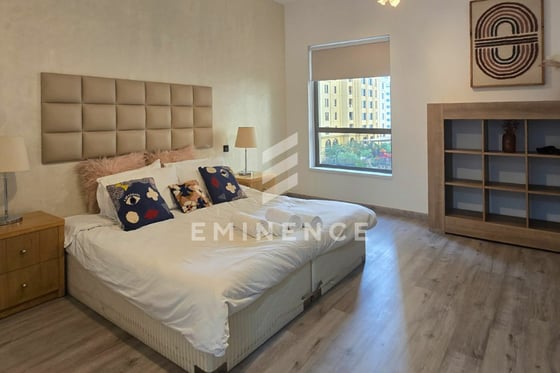 Community View | Upgraded | Fully Furnished | VOT, picture 5