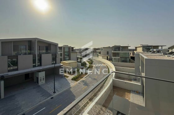 Biggest Plot | Corner Unit | Genuine, picture 40