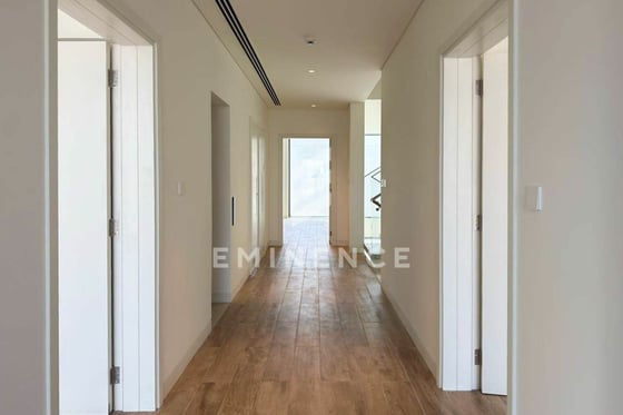 Biggest Plot | Corner Unit | Genuine, picture 32