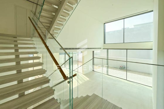 Biggest Plot | Corner Unit | Genuine, picture 11