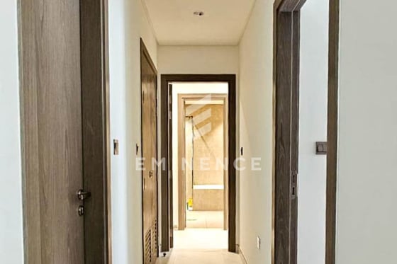 Big Balcony |  Lagoon View | Fully Furnished, picture 14
