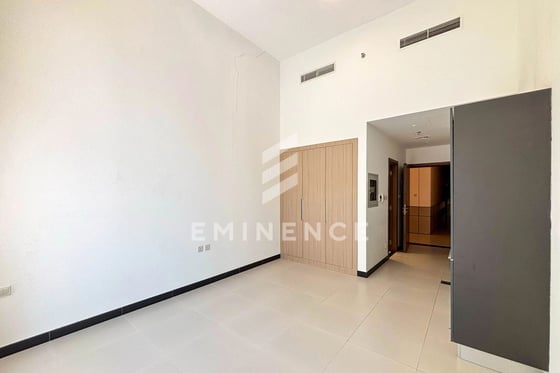 Exclusive | Double Height Ceiling | Studio, picture 7