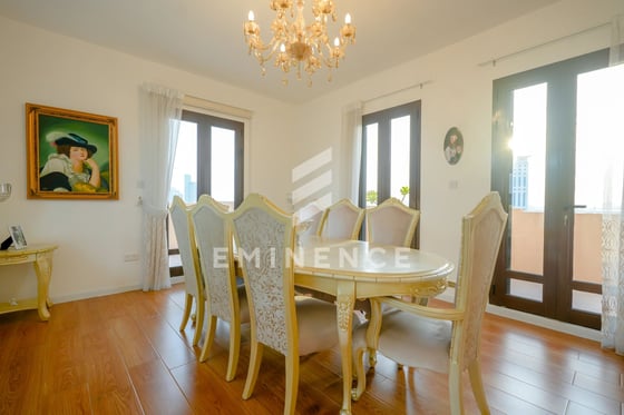 3BR Penthouse | City View | Fully Renovated, picture 5