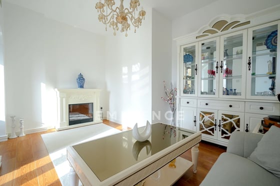 3BR Penthouse | City View | Fully Renovated, picture 3