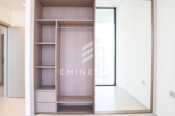 Brand New | High Floor | Skyline View | Vacant, picture 13