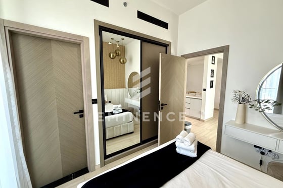 Corner Unit | Furnished | Beautiful View, picture 14