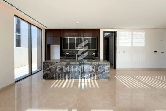 Elie Saab l Brand new | Large Plot | vacant, picture 7