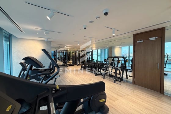 Waterfront Living | Canal View | High Floor, picture 11