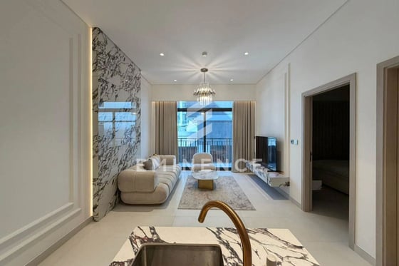 FULLY FURNISHED | VOT | BRAND NEW | MODERN 1BR, picture 2