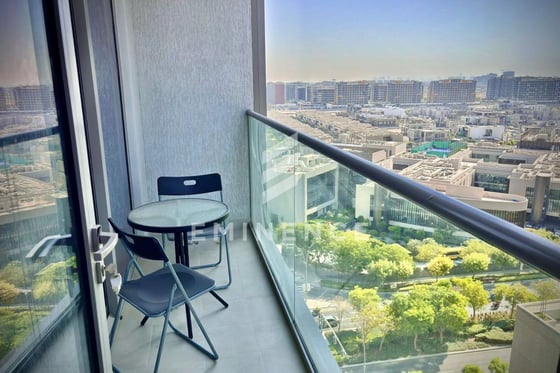 1 Bedroom plus Maids | Fully Furnished | Rented, picture 1