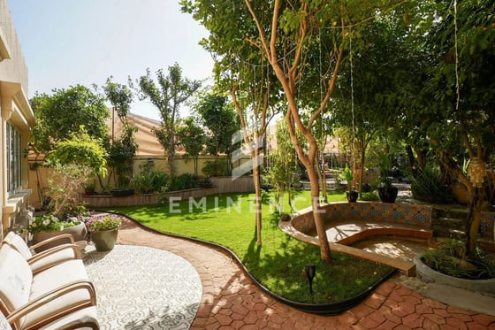 Upgraded | Fully Furnished | Private Pool, picture 16