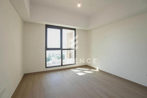 VACANT | SKYLINE VIEW | PRIME LOCATION, picture 6