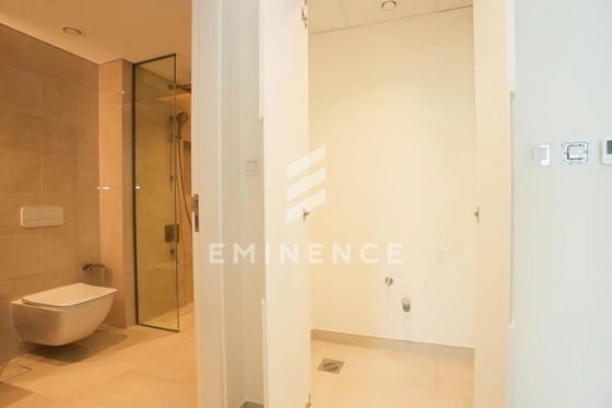 VACANT | SKYLINE VIEW | PRIME LOCATION, picture 9