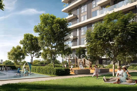 Vida Branded Residence | Golf Course View | Pool, picture 9