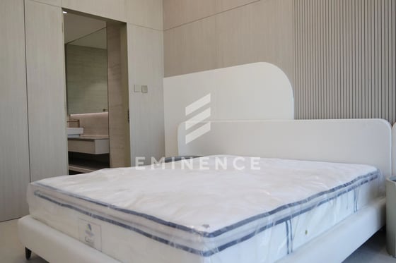 FURNISHED | VACANT | BRAND NEW, picture 9