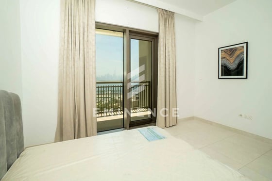 VACANT | SEA and BURJ VIEW | PRIME LOCATION, picture 13