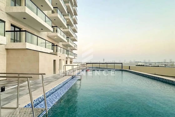FULLY FURNISHED | BRAND NEW | MODERN | NEGOTIABLE, picture 1
