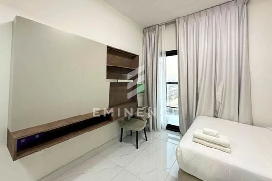 FULLY FURNISHED | BRAND NEW | MODERN | NEGOTIABLE, picture 3