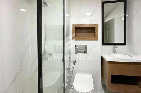 FULLY FURNISHED | BRAND NEW | MODERN | NEGOTIABLE, picture 8