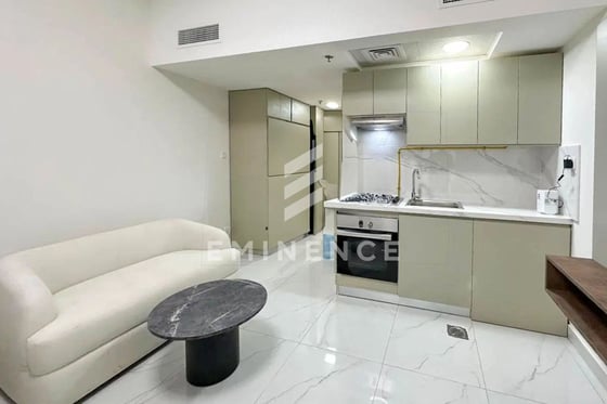 FULLY FURNISHED | BRAND NEW | MODERN | NEGOTIABLE, picture 4