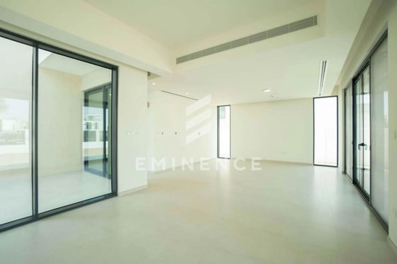 Exclusive | Single Row | On the Park | Roof Access, picture 7