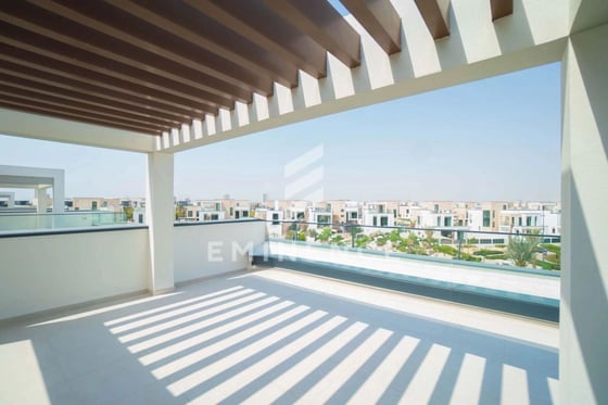 Exclusive | Single Row | On the Park | Roof Access, picture 3