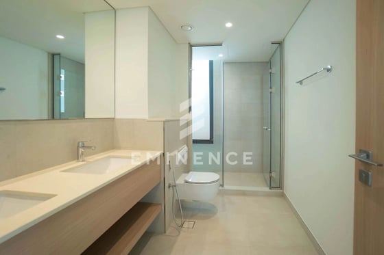 Exclusive | Single Row | On the Park | Roof Access, picture 18