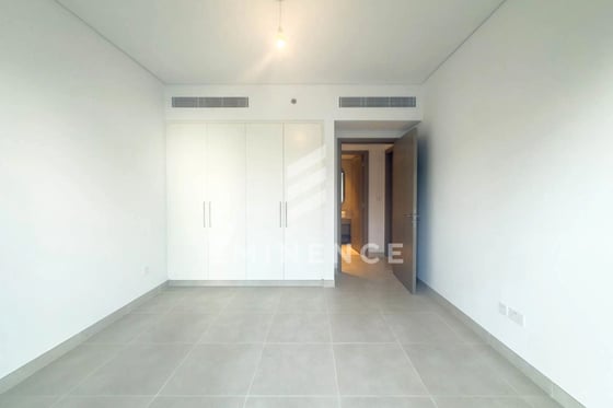 BRAND NEW | BIG LAYOUT | PRIME LOCATION, picture 5