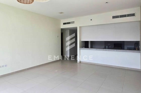 Pool and Park View | Large Layout | Vacant, picture 8