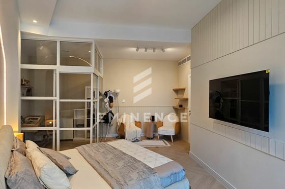 VACANT | FULLY FURNISHED | UPGRADED, picture 8