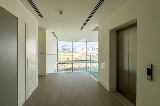 Exclusive | 4BR+Study | Single row, picture 15