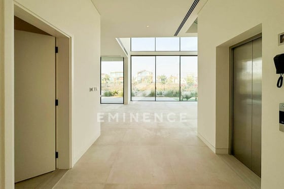 Exclusive | 4BR+Study | Single row, picture 10
