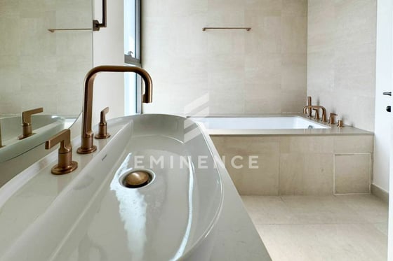 Exclusive | 4BR+Study | Single row, picture 28