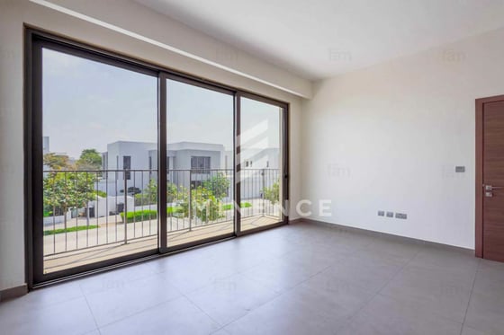 E1 West Entrance | 3Bedroom + Maid | Large Layout, picture 5
