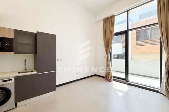 Exclusive | Double Height Ceiling | Studio, picture 3