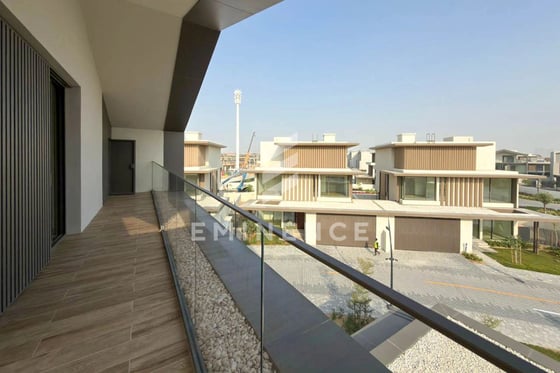Biggest Plot | Corner Unit | Genuine, picture 37