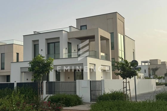 Luxurious 4BR Villa | Single Row | Brand New, picture 1