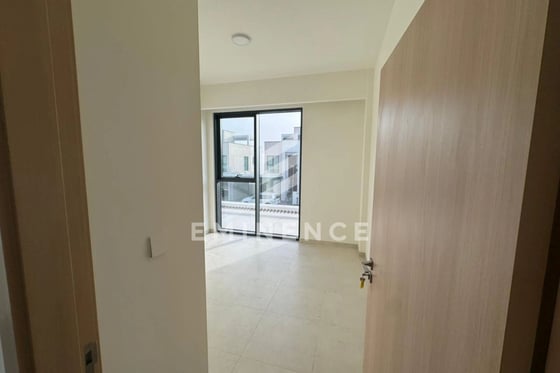 Luxurious 4BR Villa | Single Row | Brand New, picture 7
