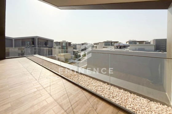 Biggest Plot | Corner Unit | Genuine, picture 39