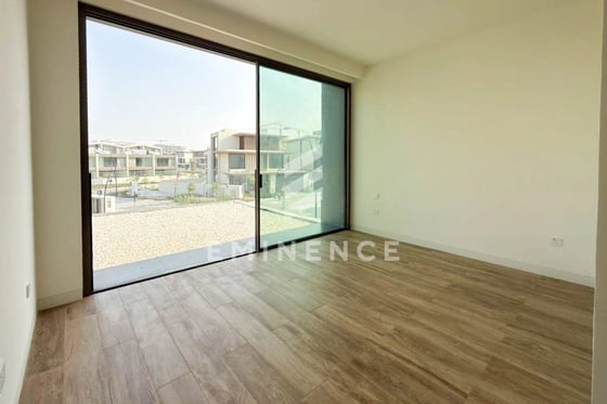 Biggest Plot | Corner Unit | Genuine, picture 15