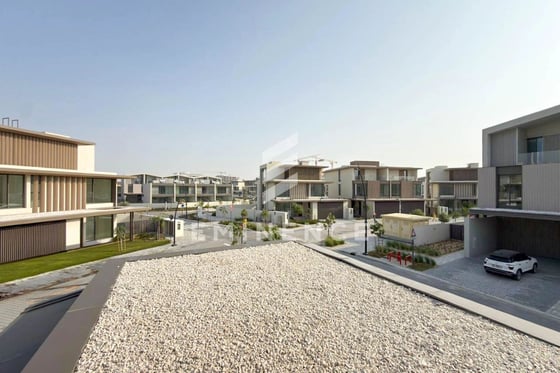 Biggest Plot | Corner Unit | Genuine, picture 50